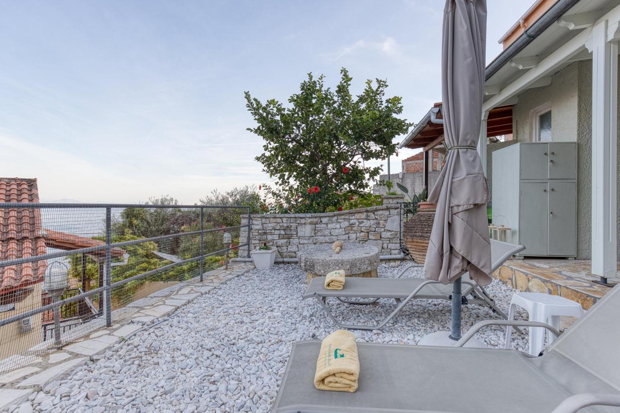 Villa Angeliki By Tsiolis Family Katávolos 外观 照片